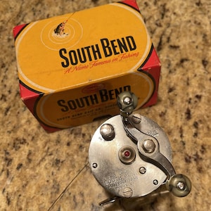 Ca. 1950 Boxed South Bend Silver Anti Backlash Reel w/Jeweled End Caps-Bakelite