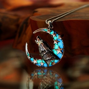 Howling Wolf Moon / Glow in the Dark / Sterling Silver 925 /