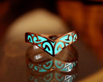 Rose Gold Ring - Glow in the Dark - Celtic V Ring - Glow ring
