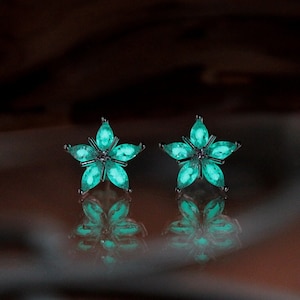Star Earrings Sterling Silver 925 / Glow in the Dark / Stud Earrings / Cubic Zirconia /