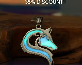 Stainless Steel Fox Neclkace - Glow in the dark