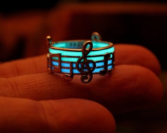 Music Notes Ring Glow in the Dark / Treble Clef Band Ring / Sterling Silver 925 / Notes Ring /