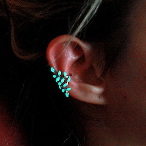 Leaves ear clip Glow in the Dark / Sterling Silver 925 Ear Clip / Leaf / Nature / Ear Cuff Minimalist /