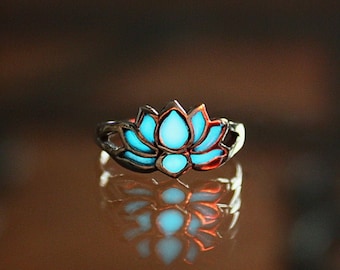 Lotus Flower Toe Ring  / Glow in the Dark / Sterling Silver  Flower Toe ring / Midi Ring /