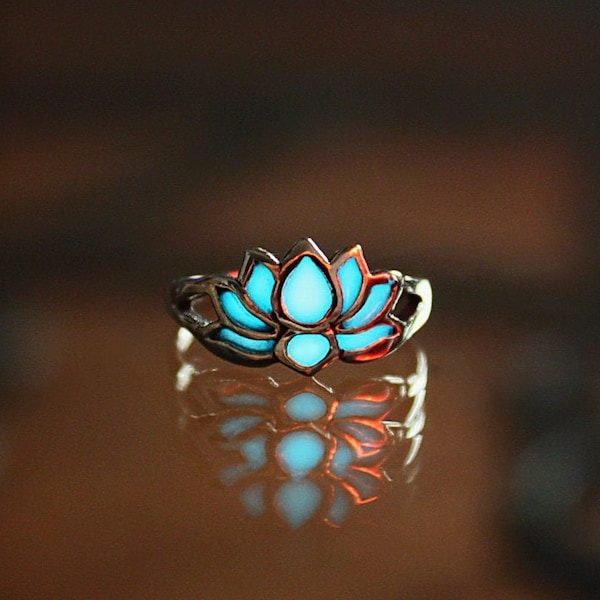 Lotus Flower Toe Ring  / Glow in the Dark / Sterling Silver / Midi Ring / Flower Jewelry / Adjustable Toe Rings /