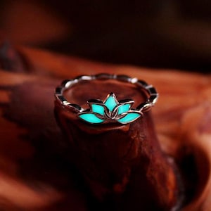 Ring lotusbloem / Glow in the Dark / Sterlingzilver 925 /