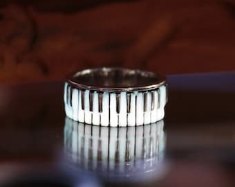 Piano Ring Glow in the Dark / Music Ring / Sterling Silver 925 / Notes Ring /