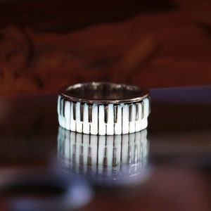 Piano Ring Glow in the Dark / Music Ring / Sterling Silver 925 / Notes Ring /