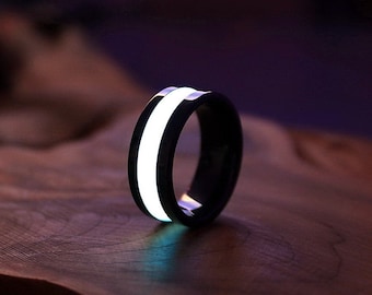 Black Ceramic Ring / Glow in the Dark / Band ring /