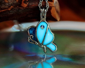 Butterfly Pendant Locket / Glow in the Dark / Locket Butterfly /