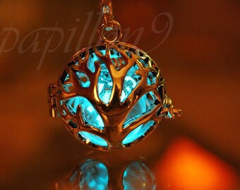 Tree of life Locket / Luminous Dandelion Seeds / Dandelion Pendant / GLOW in the DARK /