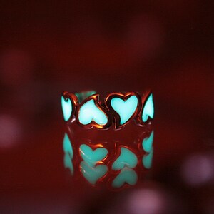 Hearts Toe Ring / Glow in the Dark / Sterling Silver 925 / Midi Ring / image 4