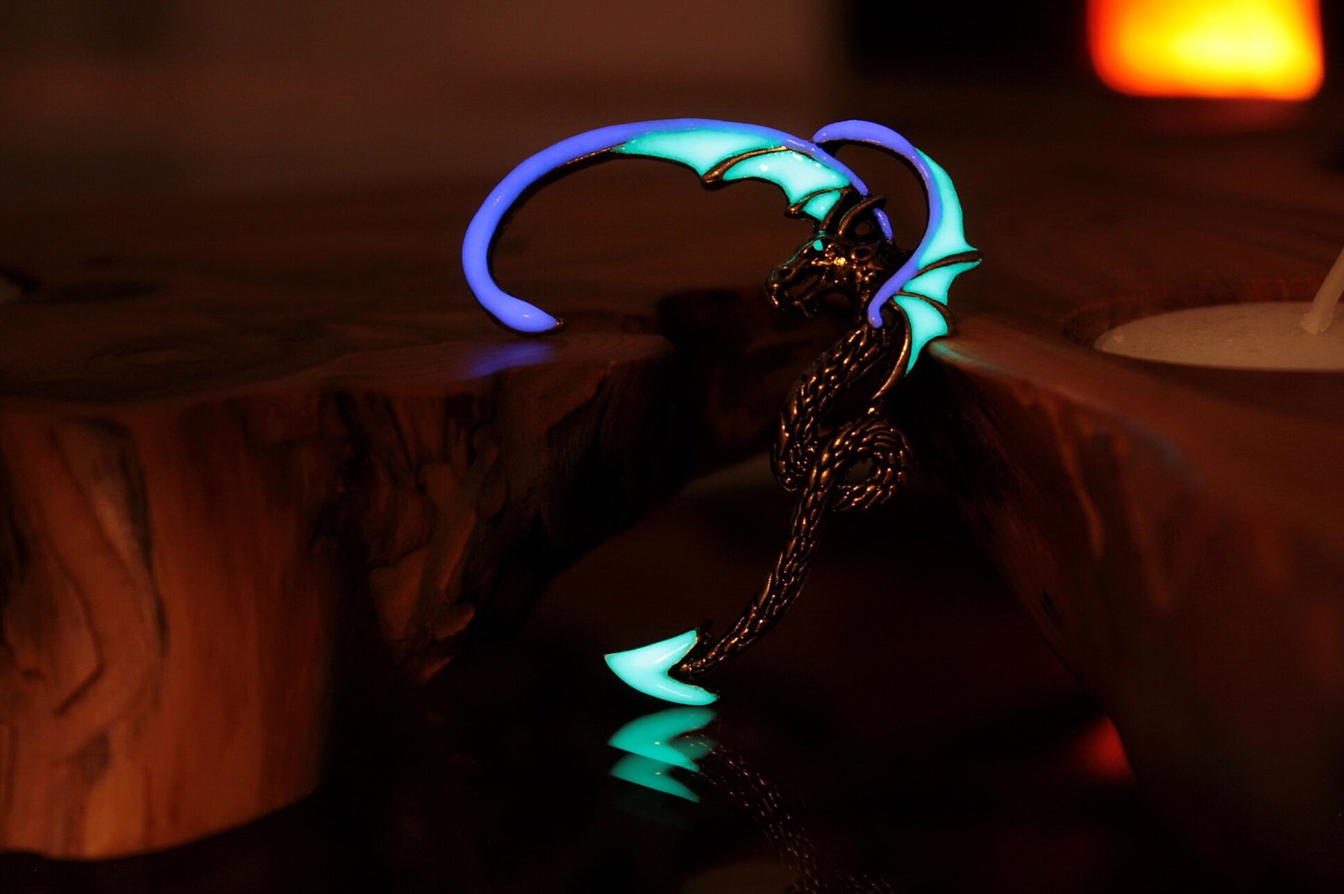 glow in the dark ear cuff