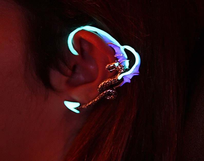 Dragon ear cuff Glow in the Dark / Purple Dragon / Earring / image 3