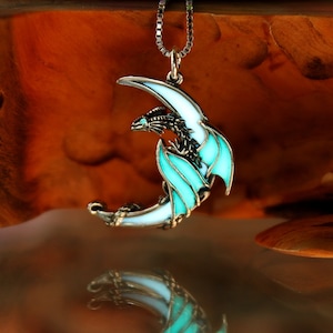 Dragon & Moon Necklace / Glow in the dark / Sterling Silver 925 /