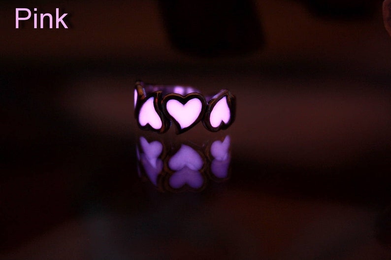 Hearts Toe Ring / Glow in the Dark / Sterling Silver 925 / Midi Ring / image 2