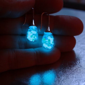 Earrings Glass Drop shape Glow in the Dark / Glass Bubble Earrings /