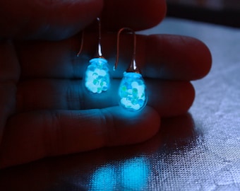 Earrings Glass Drop shape Glow in the Dark / Glass Bubble Earrings /