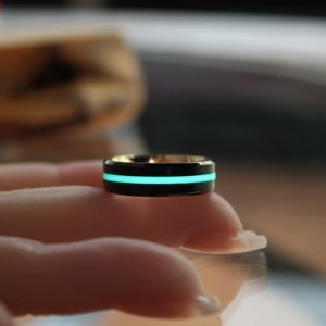 Black Ring Glow in the Dark / Tungsten Ring 6mm / Rose Gold inside Ring /