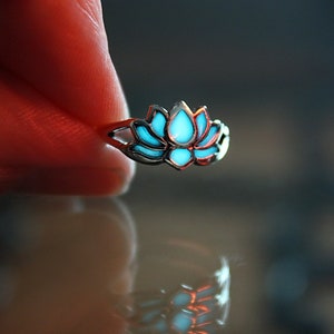 Lotus Flower Toe Ring / Glow in the Dark / Sterling Silver / Midi Ring / Flower Jewelry / Adjustable Toe Rings / image 4