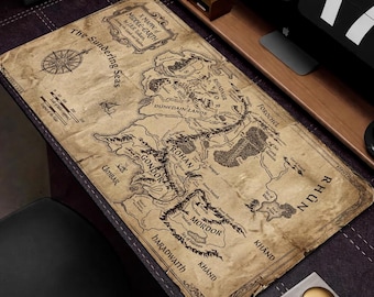 Tapis de bureau carte de la Terre du Milieu fantastique XXL, tapis de souris du monde médiéval, grand tapis de bureau allongé antidérapant, décoration de bureau esthétique et de configuration de jeu RPG