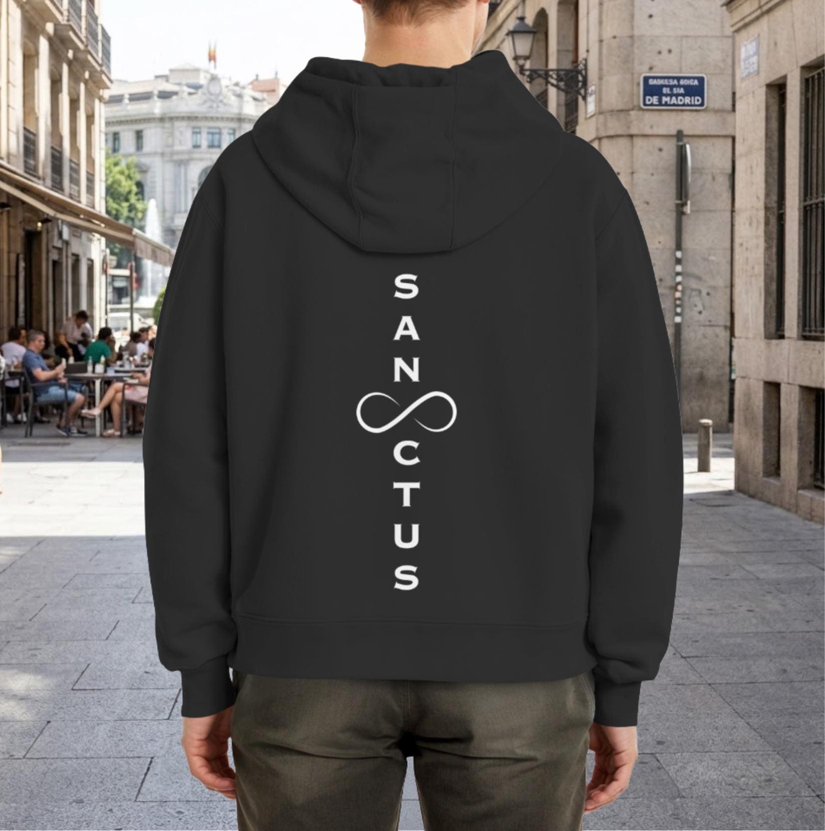 Oversized Boxcut Hoodie "Sanctus"