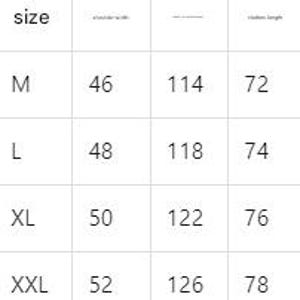 May include: A white table displaying a size chart for clothing. The chart includes sizes M, L, XL, and XXL, with corresponding measurements for shoulder width, chest, and clothing length in centimeters.