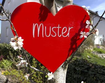 Hochwertiges Maibaumherz mit graviertem Wunschnamen