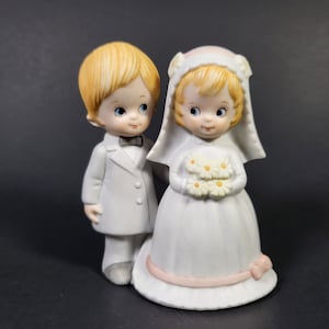 Lefton The Christipher Collection Bride and Groom figurine