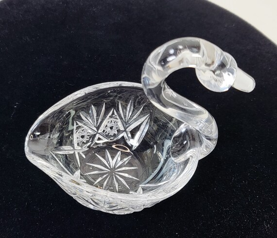 Cut crystal swan trinket dish - image 4