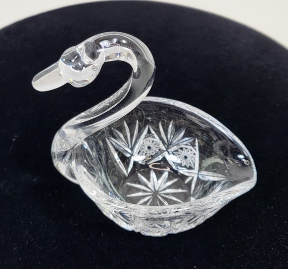 Cut crystal swan trinket dish - image 1