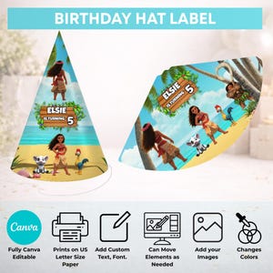 Puede incluir: Una etiqueta imprimible para gorro de cumplea&ntilde;os con una escena de playa tropical y personajes de Moana, incluyendo a Moana, Maui, Pua y Heihei. El dise&ntilde;o incluye un letrero de madera con el texto Elsie is turning 5. Incluye iconos de Canva.