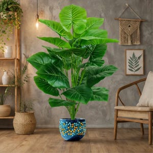 Palmera artificial realista, 100 cm, 18 hojas de un verde vibrante, decoración para interiores y exteriores.