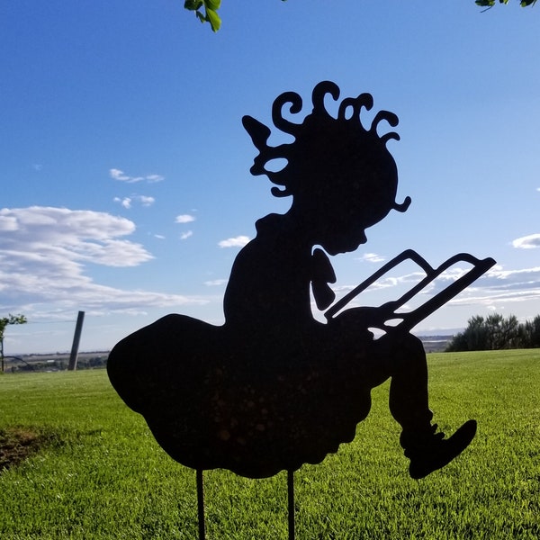 Rita Reading Vintage Metal Silhouette for the Garden