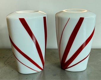 Juego de salero y pimentero rojo puro Mikasa