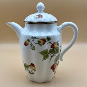 Coalport Jordgubbskaffekanna med lock Benporslin England Vintage 20 cm Mint