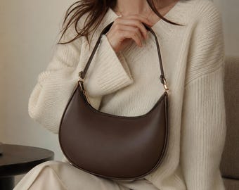 Moon Shaped Shoulder Bag for Women, Baseball Style Handbag, Y2K Crescent Purse Fashion Bag