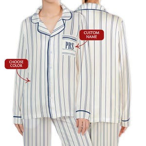 Conjunto de pijama a rayas con nombre personalizado, ropa de dormir personalizada, pijama con monograma, pijama de mujer con botones, conjunto de descanso a juego. Regalo ideal.