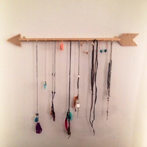 Gold Arrow Jewelry Hanger