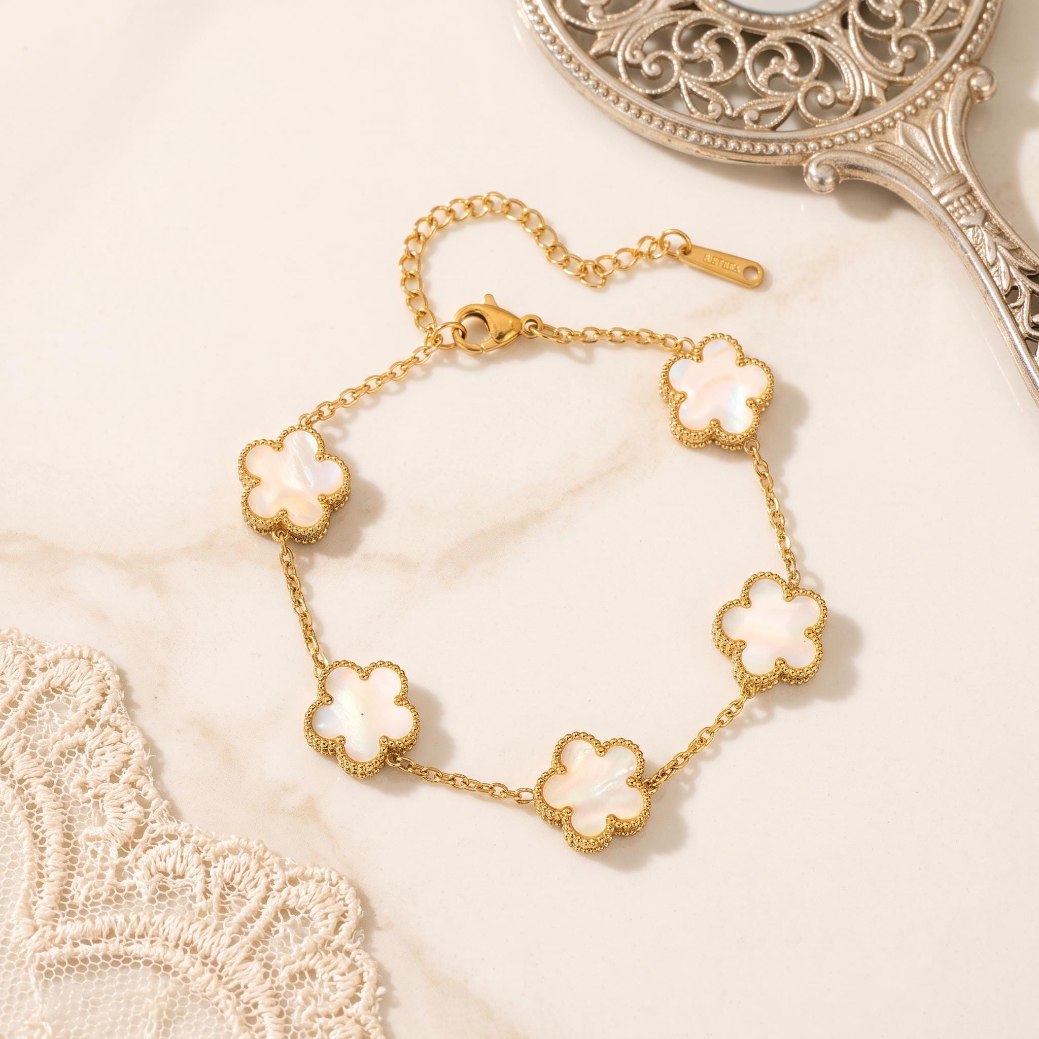 Black clover bracelet - Etsy 日本