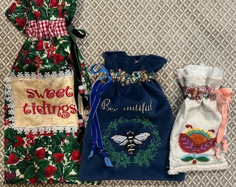 Set of 3 Embroidered Fabric Gift Bags Velvet Ribbons