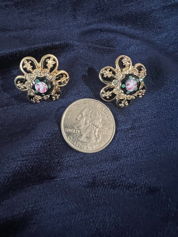 Beautiful vintage Guilloche Rose enamel earrings … - image 5