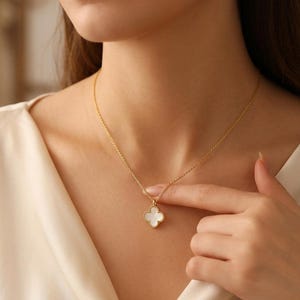Clover necklace van cleef - Etsy 日本