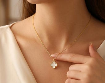 Mother of Pearl clover pendant 925 Silver Necklace, Black Onyx Necklace, Dainty Lucky Gift for Women Everyday Jewelry