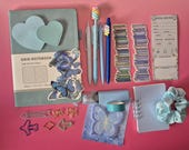 bookish bundles blauw nr2 : journaling cadeauset met A5 en mini notitieboekje, pennen en stickers | 17-delig