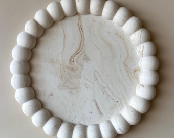 Vassoio in jesmonite beige | Organizzatore di gioielli | Decorazione per il bagno | Vassoio fatto a mano