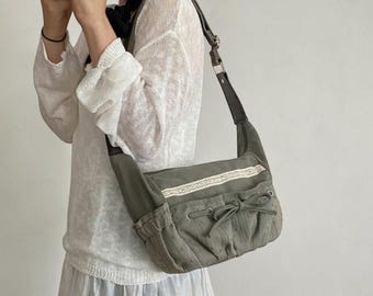 Y2K Denim-Schultertasche: Umhängetasche mit Kordelzug für lässigen Streetwear-Stil