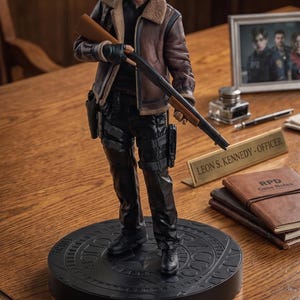Hunk resident evil action figure - Etsy 日本