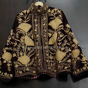 Kasjmir fluwelen jas | Gouden Tilla-borduurwerk, boho winterjas, handgeborduurde blazer