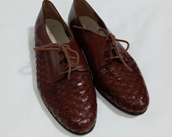 Trotters Women's Lila Brown Leather Basket Weave Oxford Shoes sz 8M
